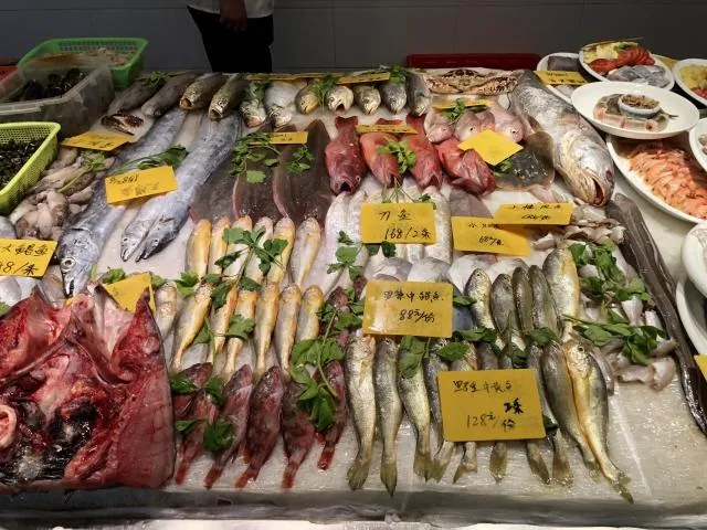 魚類雖富含營養，但錯誤的料理方式可能導致重金屬攝入過量。（圖／Photo AC）
