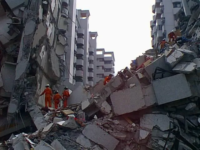 921地震嚴重災情。（圖／WIKI共享資源，최광모攝）