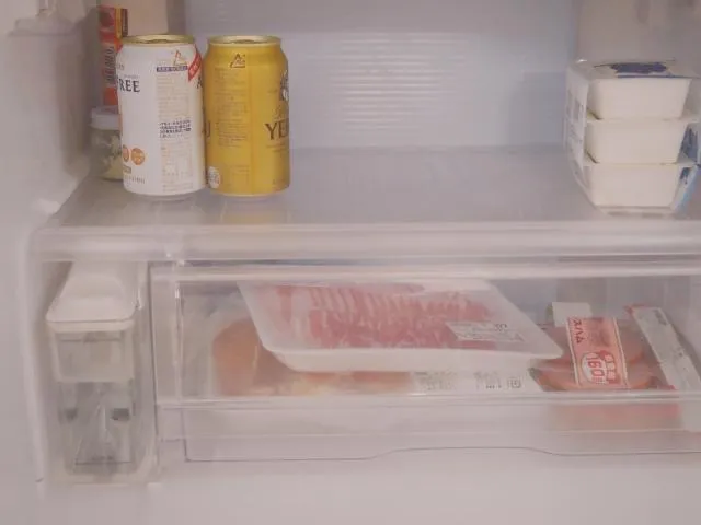 購買即食雞胸肉時應確認店家是否將食品存放在4℃以下的冷藏設備中。（圖／Photo AC）
