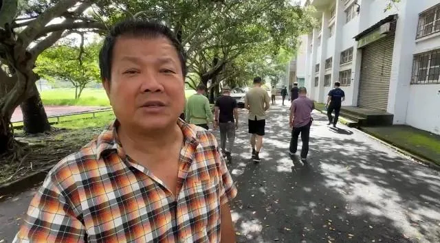 顏姓副領隊的結拜兄弟也對救難人員表達感謝。（圖／中天新聞）