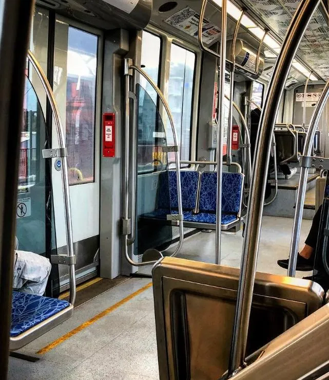 Lynx Blue Line輕軌列車。(圖/翻攝IG)