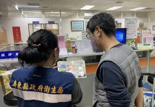 國立屏東科技大學16日晚間舉辦尾牙餐會，部分職員於會後出現腸胃不適，經校內護理師逐一聯繫後，截至下午6時，共有33名職員反映身體不適。（圖／屏東縣衛生局提供）