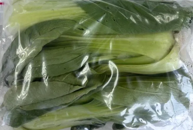 印尼出口的「青江菜」檢出滅芬諾0.26 ppm、派滅淨0.12 ppm、三落松0.23 ppm、氟美派0.04 ppm及Nitenpyram 0.08 ppm。（圖／中天新聞）