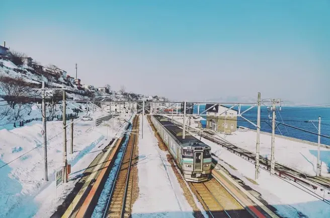 日本北海道小樽朝里車站。（資料照／翻攝自IG@chenjiali0805）