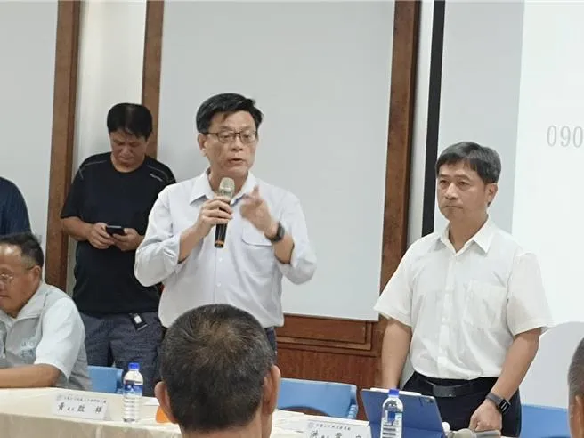 據《民視新聞網》報導，當地居民表示在事發當天下午4時就聞到疑似阿摩尼亞的異味。對此，黃啟祥回應指出，初步判斷外洩時間約在晚間8點前，並強調天然氣本身為無色無味。（圖／中時新聞網）