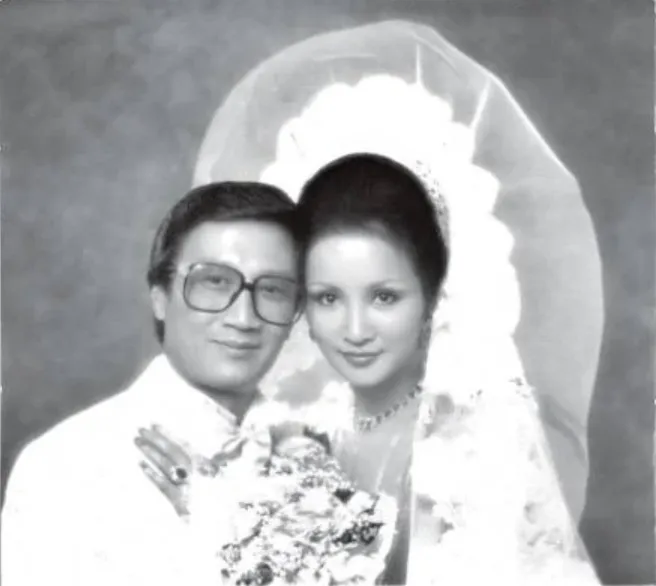謝賢1979年與狄波拉結婚。（圖／翻攝自微博）