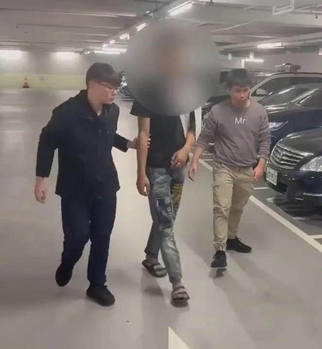 新店小碧潭一帶15日上午發生持刀砍人事件,嫌犯林男被逮捕。(圖/警方提供)
