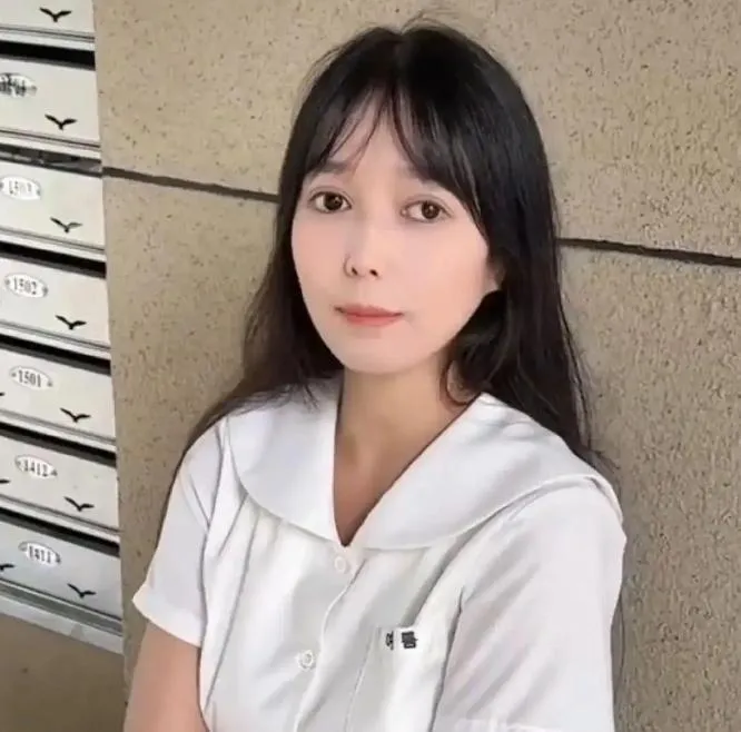 涉事網紅「抱抱盲兔」帳號已被停。(圖/翻攝微博)
