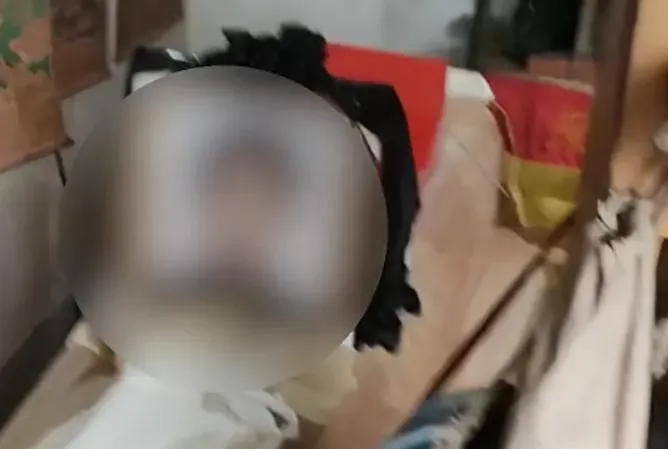 少年遺體被發現時已腐爛。（圖/翻攝新浪微博）
