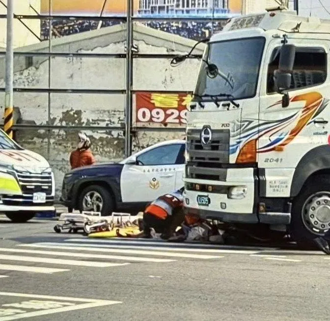 車禍現場。（圖／翻攝台南大小事）
