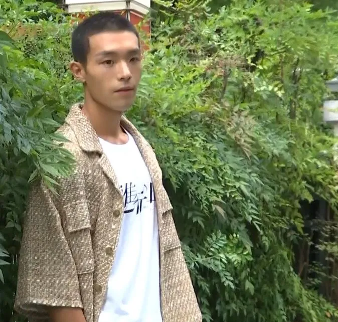 牧森坦言學生時期曾因想追夢和父母有過爭執。（圖／記者 楊進明 攝）