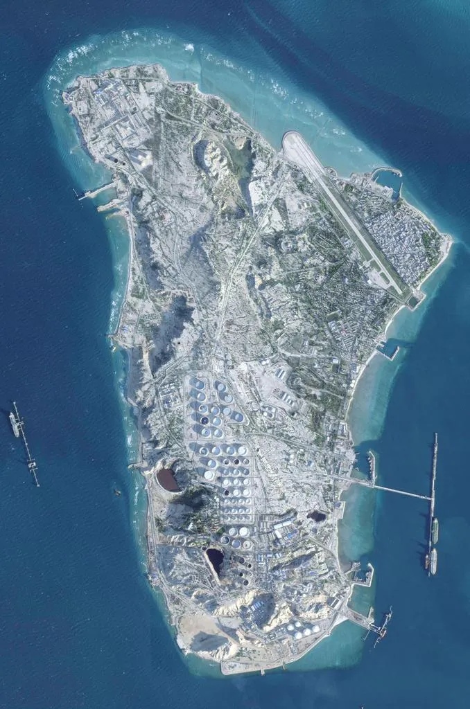 伊朗哈爾克島（Kharg Island）。（圖／美聯社）