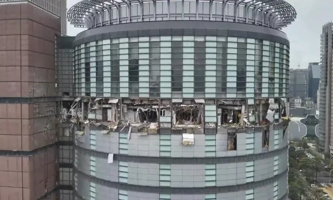 今年2月13日台中新光三越中港店發生重大氣爆死傷意外，造成5死35傷。（圖／資料照片）