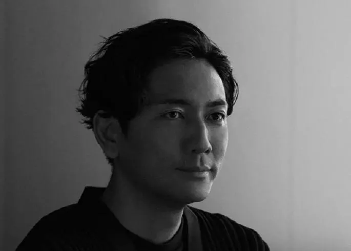 嵜本晉輔。（圖/翻攝Valuence官網）