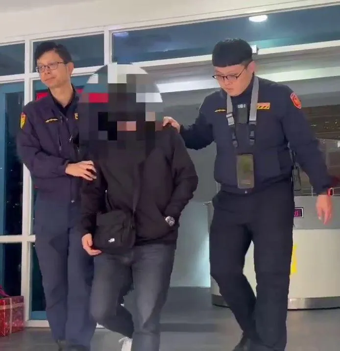肇事駕駛24歲嚴姓男子，被策動到案說明。（圖／警方提供）
