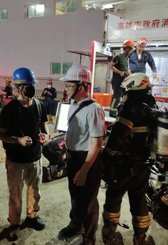 高雄興達發電廠9日晚間發生火警，高雄市政府勞工局勞檢處接獲通報後派員到場了解。（圖／高雄市勞工局提供）
