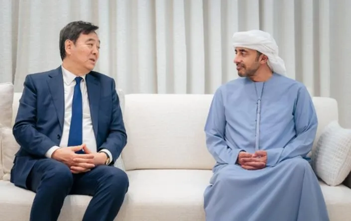 翟隽（左）10日會見阿聯副總理兼外交部長阿布杜拉（右）。（圖／翻攝大陸外交部官網）
