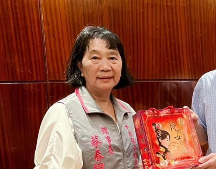 民眾黨候任立法委員蔡春綢。（圖／翻攝自臉書）