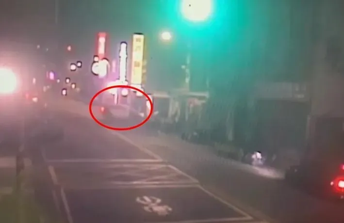 警方到場畫面。（圖／翻攝畫面）