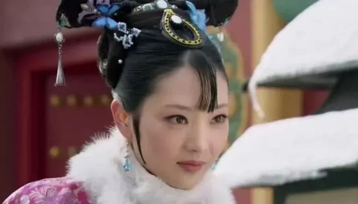 崔漫莉在《甄嬛傳》飾演余鶯兒。（圖/翻攝《網易》）