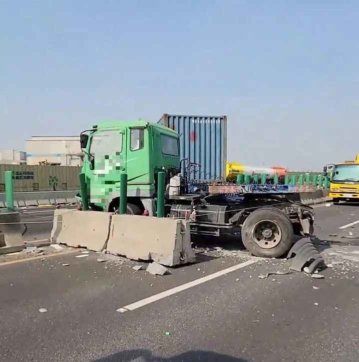 車禍現場。（圖／記者爆料網）
