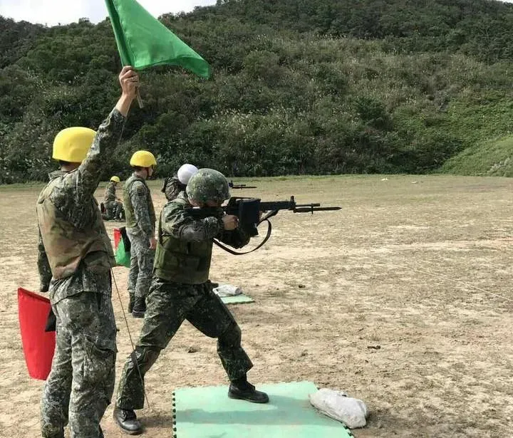 圖為關指部射擊訓練。(圖/截自國防部發言人臉書)