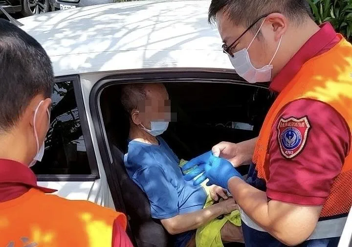 警消到場及時救援。（圖／翻攝畫面）