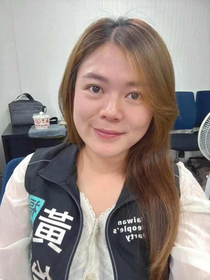 遭網友影射酒駕拒檢逃逸民眾黨福興鄉代黃怡雯發出聲明澄清。（圖／黃怡雯臉書）