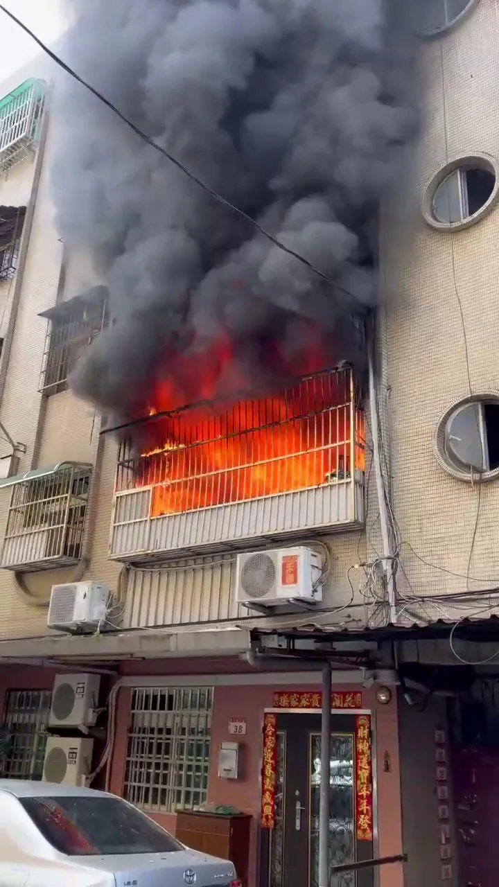 火災現場。（圖／桃園市消防局提供）