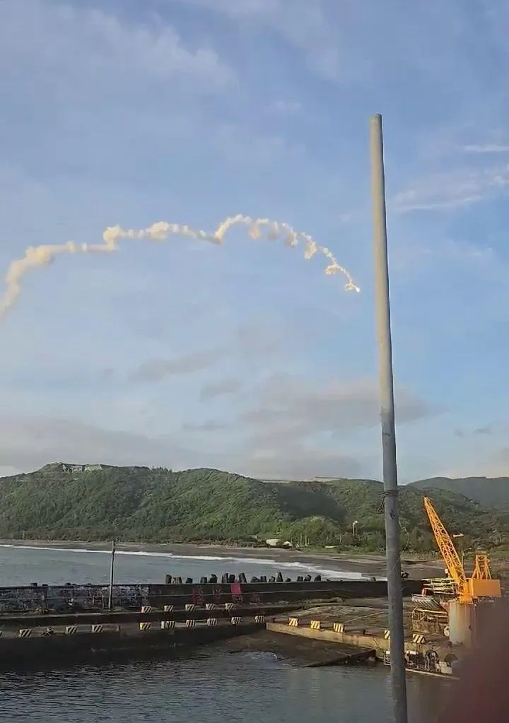 屏東縣政府要求釐清九鵬基地試射異常原因,並檢討後續安全措施。(圖/民眾提供)