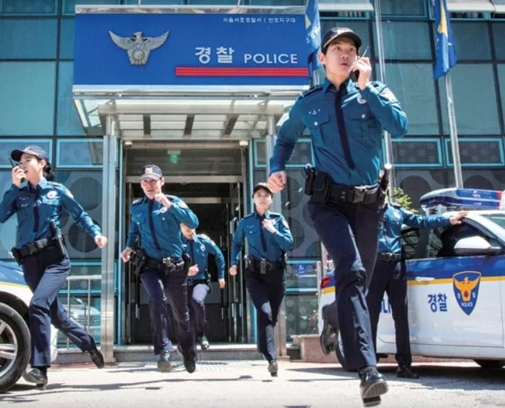 南韓警察。（圖/翻攝南韓警察廳網站）