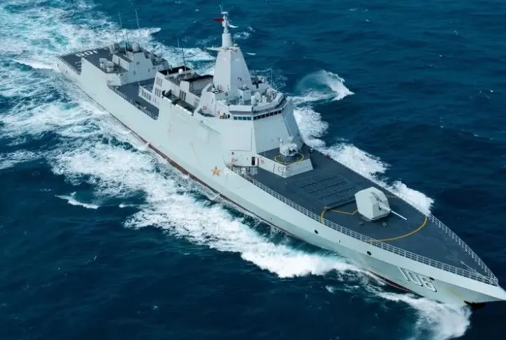 延安艦。（圖/翻攝《央視》）