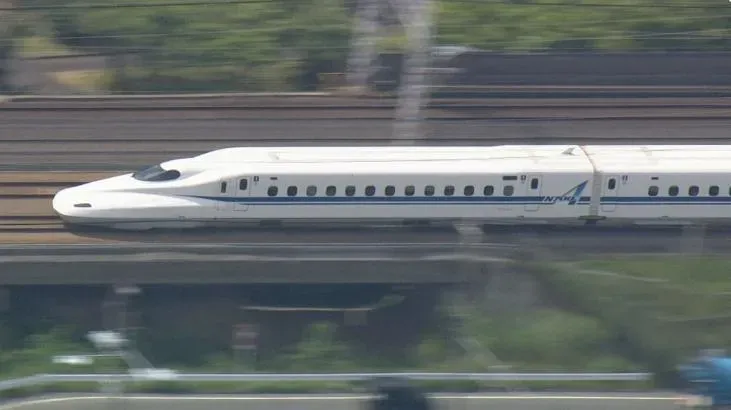 京都車站月台出現不明行李箱，造成一陣虛驚。（示意圖／NNN）