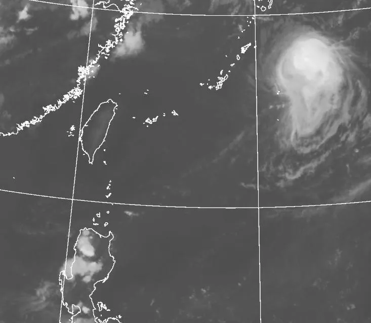 中央氣象署於28日傍晚5時28分發佈高溫資訊，提醒民眾全台多地高溫炎熱，熱浪威脅將持續至29日白天。（圖／氣象署）