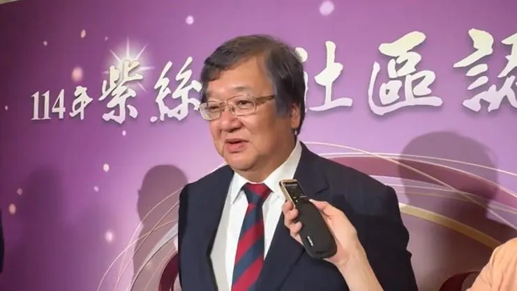 在面臨超高齡社會、改善醫療職場等挑戰時，邱泰源表示，應該在這些目標下，調整健保財務問題。（圖／中央社）