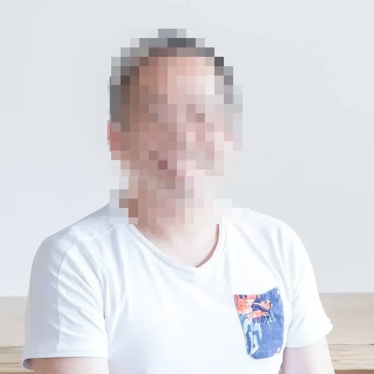 52歲董座曾志新疑因離職糾紛，持刀砍殺梁姓技術長。（圖／翻攝自臉書）