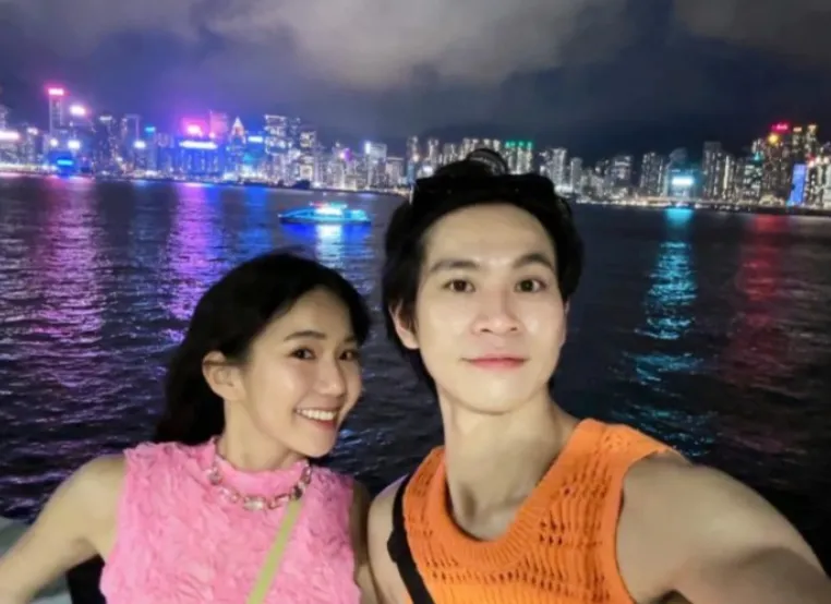 Andy（右）與家寧在2024年分手，後續因財務問題鬧得不可開交。（圖／翻攝自眾量級 CROWD臉書）