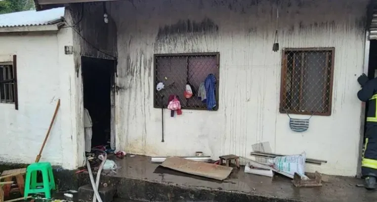 花蓮民宅火警造成1名64歲婦人受困,送醫不治身亡。(圖/翻攝畫面)