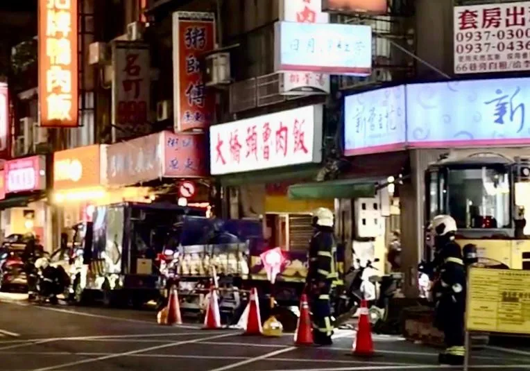 北市延三夜市附近發生瓦斯外洩。（圖／翻攝畫面）
