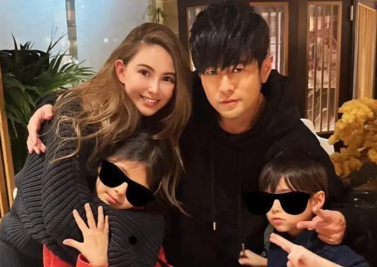 周杰倫2015年與昆凌結婚，家庭生活幸福和樂。（圖／翻攝自昆凌IG）