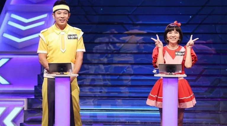 綜藝節目《哈！真相大白了》，新一集邀來「兒童界巨星」夫妻檔香蕉哥哥、草莓姐姐。（圖／公視 提供）