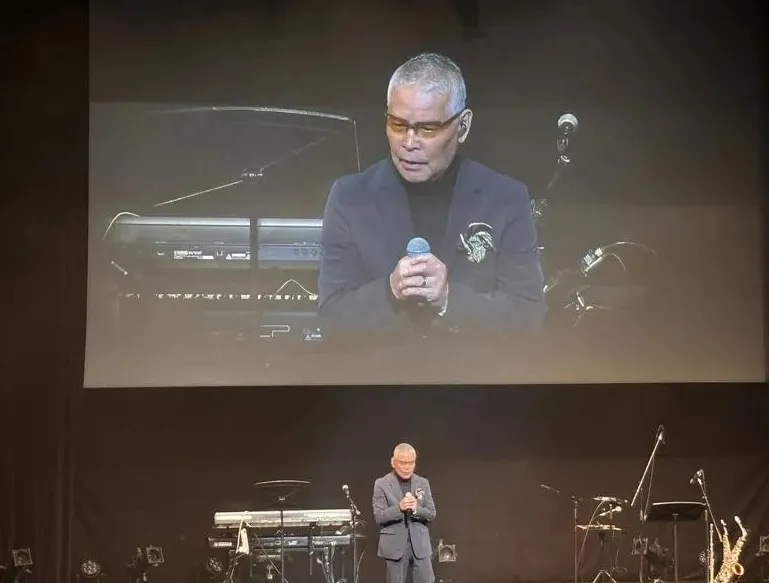 金鐘歌王楊烈《自由之地》世界巡迴演唱會12日在日本千葉縣浦安市文化會館開唱，邀請79歲日本國寶級歌手千昌夫擔任特別嘉賓。（圖／中央社）