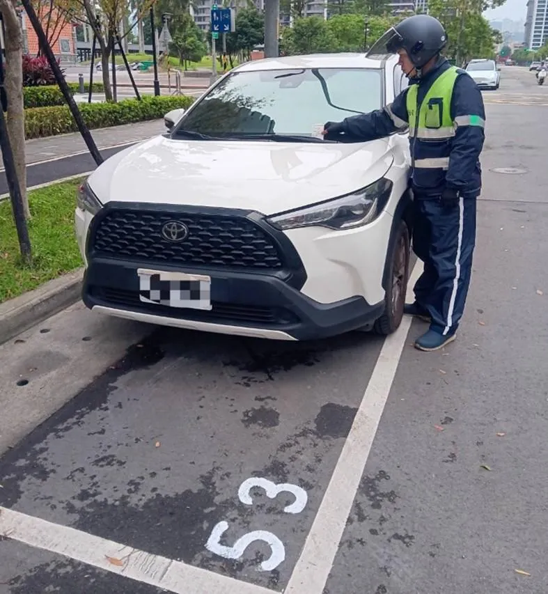 汽車格開單。（示意圖／新北市政府）