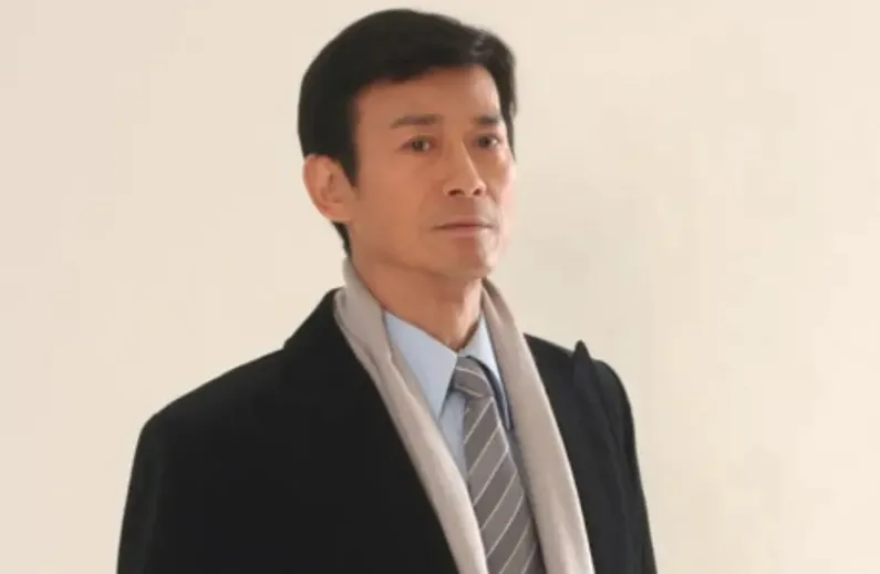 鄭少秋曾主演《楚留香》、《書劍恩仇錄》等經典作品。(圖/翻攝鄭少秋微博)