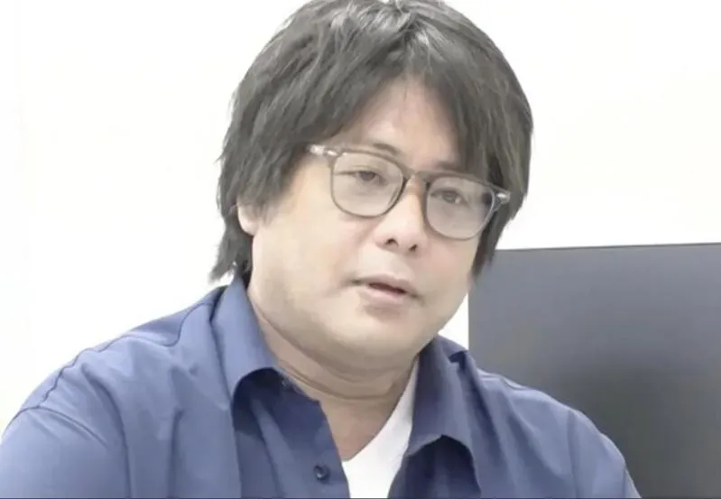 五十嵐隼士時隔12年再度現身幕前，只見他體重超過103公斤，外表看上去有點頹廢。（圖／翻攝自日網）