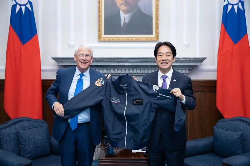 賴清德總統29日接見美國聯邦參院軍委會主席維克。（總統府提供）