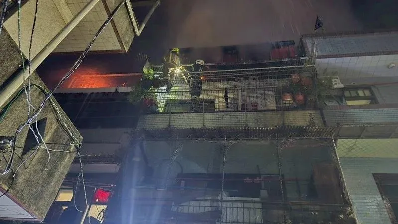 火災現場。(圖/翻攝畫面)