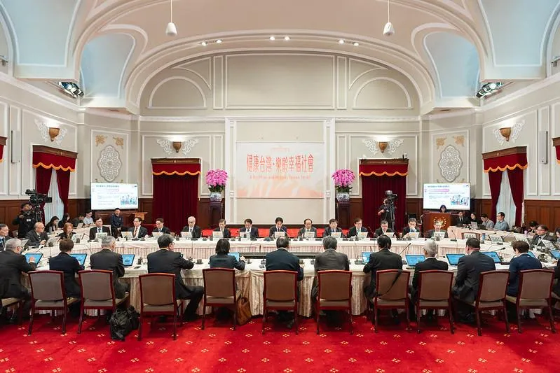 賴清德總統5日下午主持「健康台灣推動委員會第7次委員會議」。（圖／總統府提供）