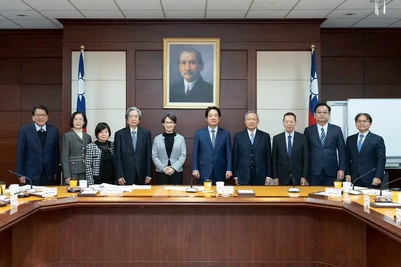 賴清德總統今（10）日上午出席在總統府召開的「第7屆監察委員提名審薦小組」第1次會議。（圖／總統府）