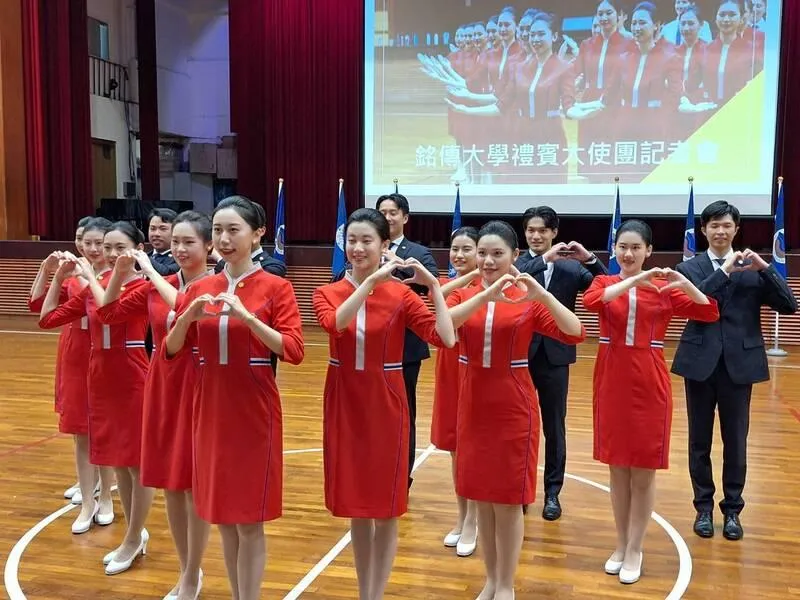 銘傳大學國慶日禮賓大使團。(圖/中央社)